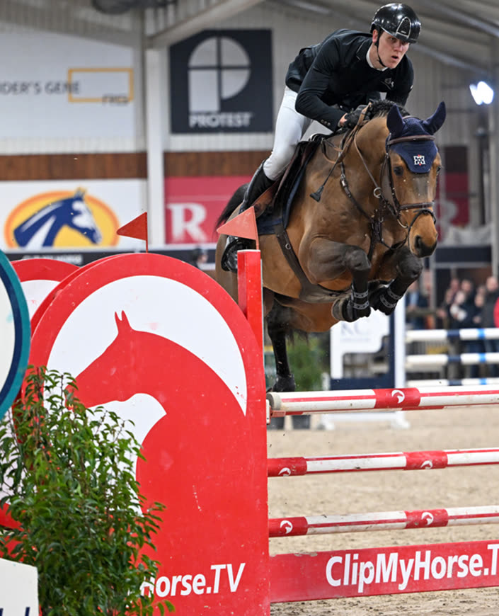 Twister van de Noordheuvel jumping 4